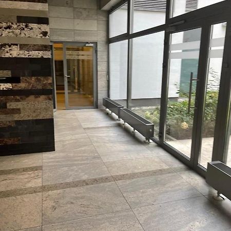Ferienwohnung Apartament Obrzezna Airport Warschau Exterior foto